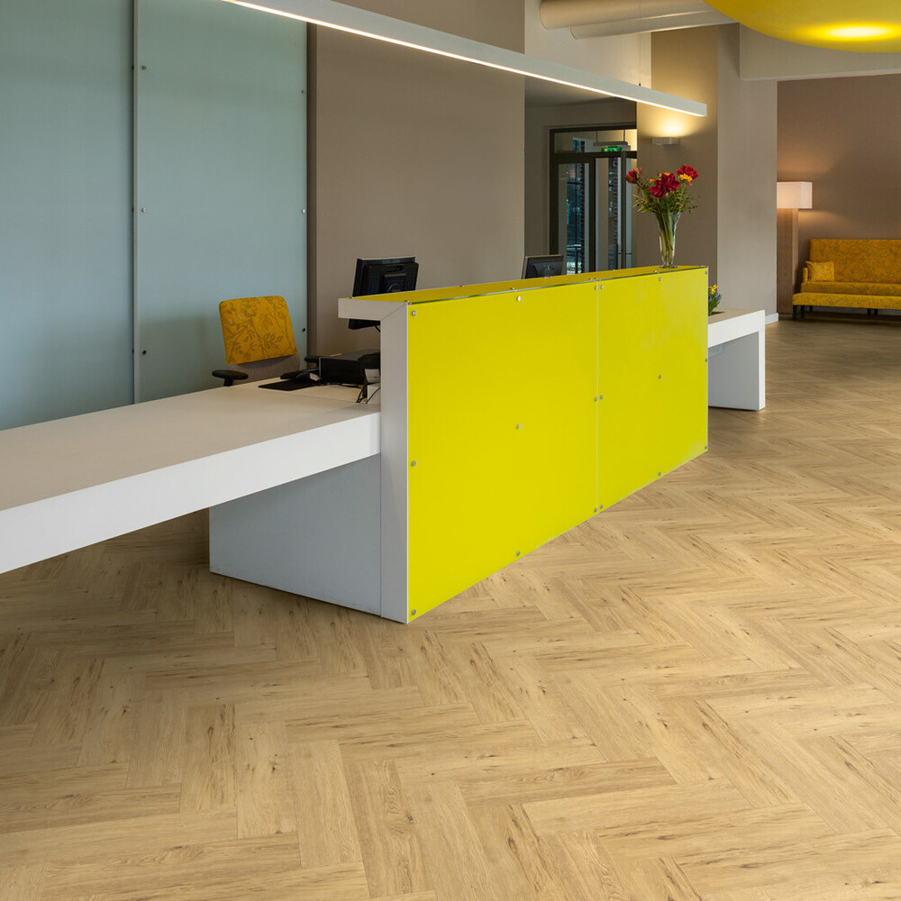 Objectflor Expona Commercial - 4122 French Vanilla Oak Parquet (Herringbone / Fischgrät)